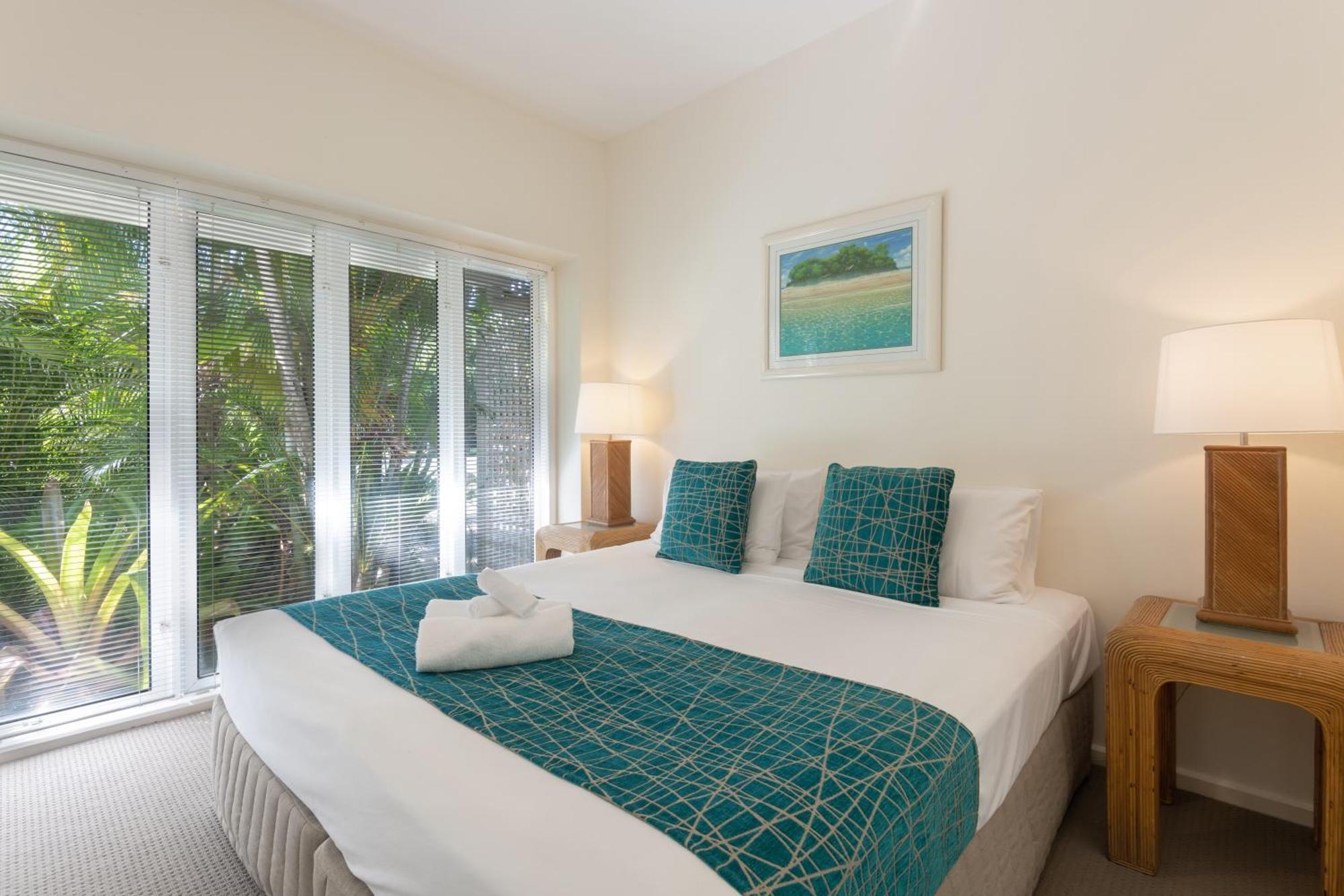 Balboa Apartments Port Douglas Exterior photo